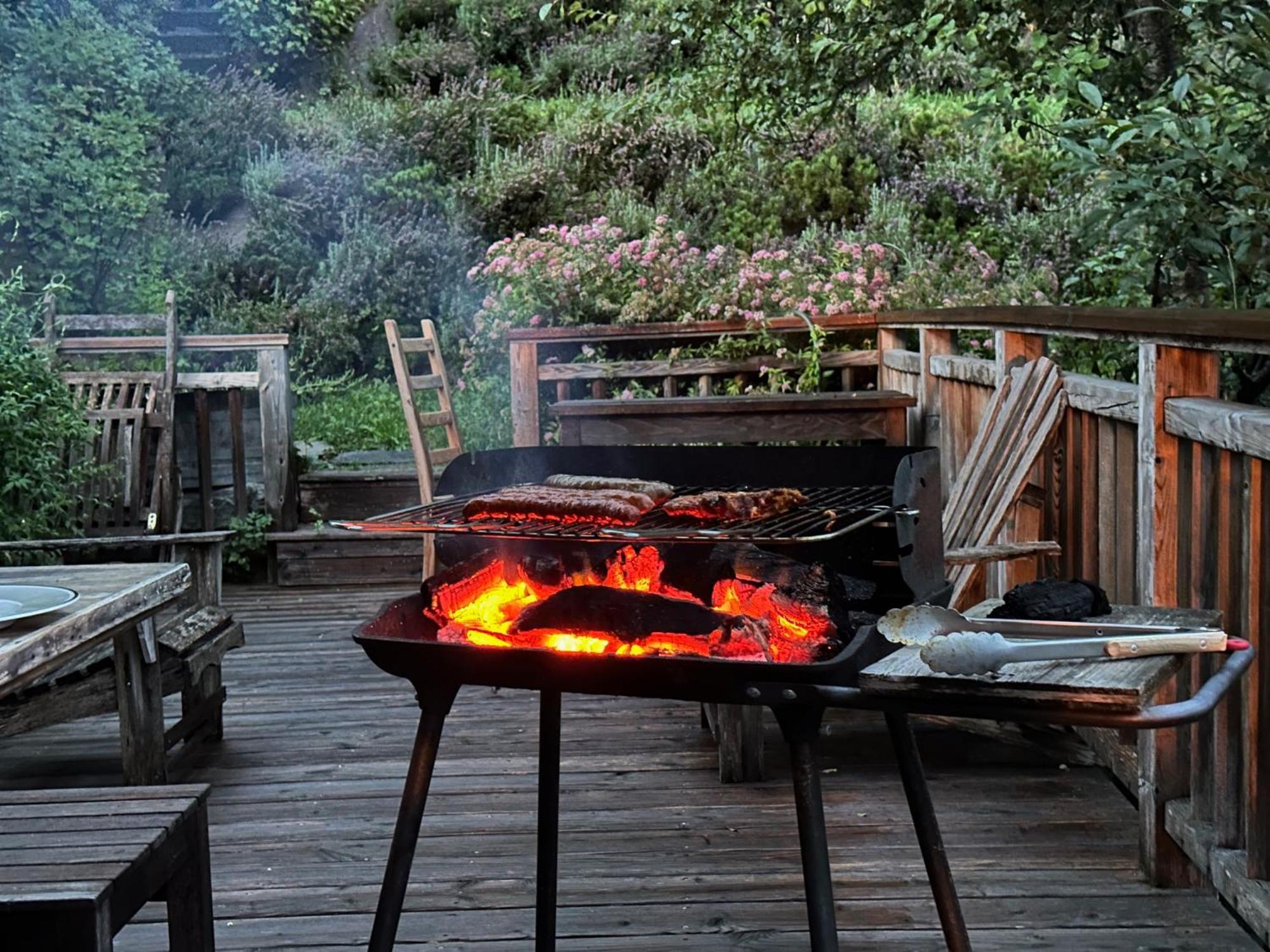 Chalet Sycamore Alpine Retreat - 5 Mins From The Slopes