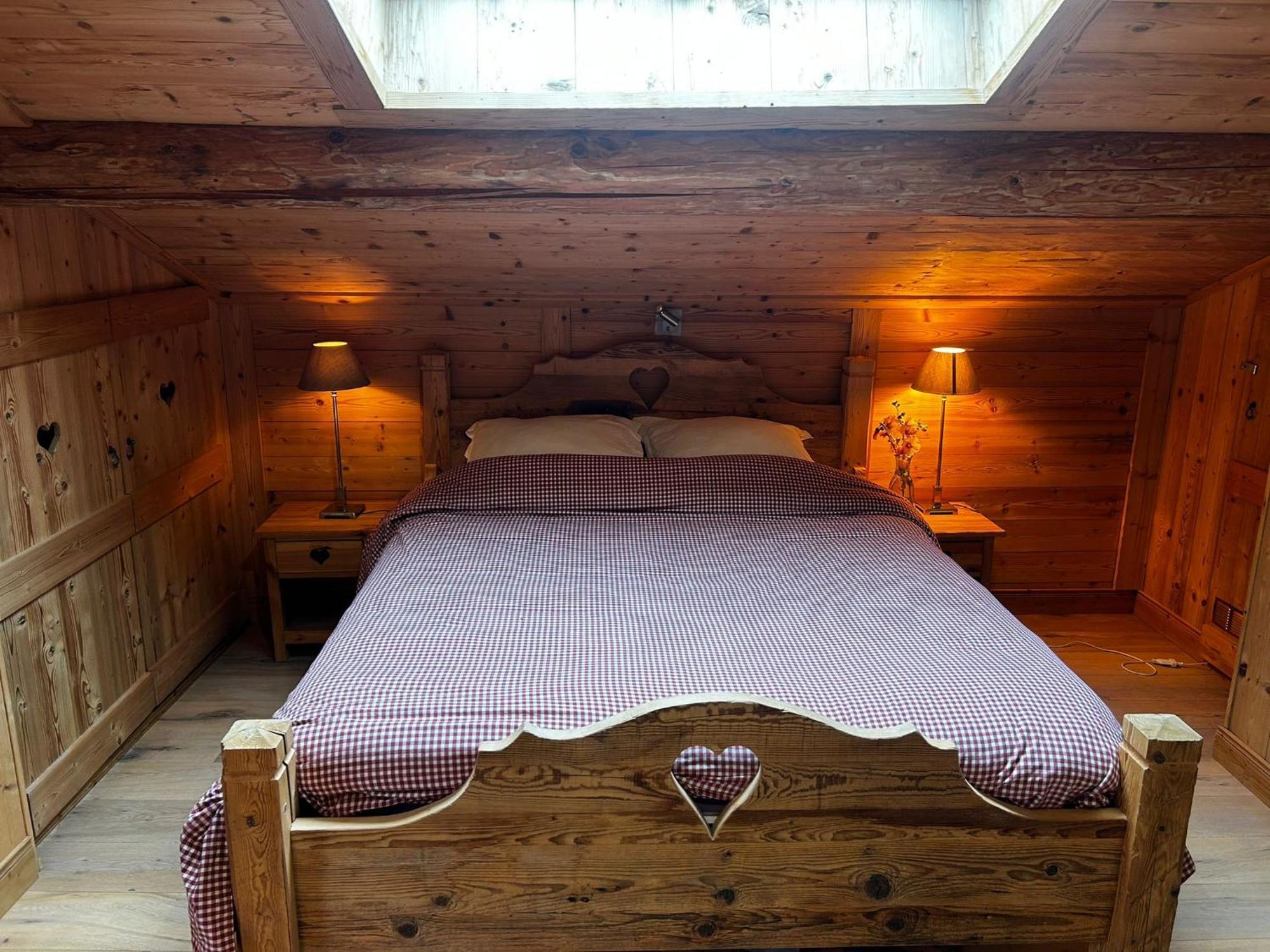 Chalet Sycamore Alpine Retreat - 5 Mins From The Slopes *