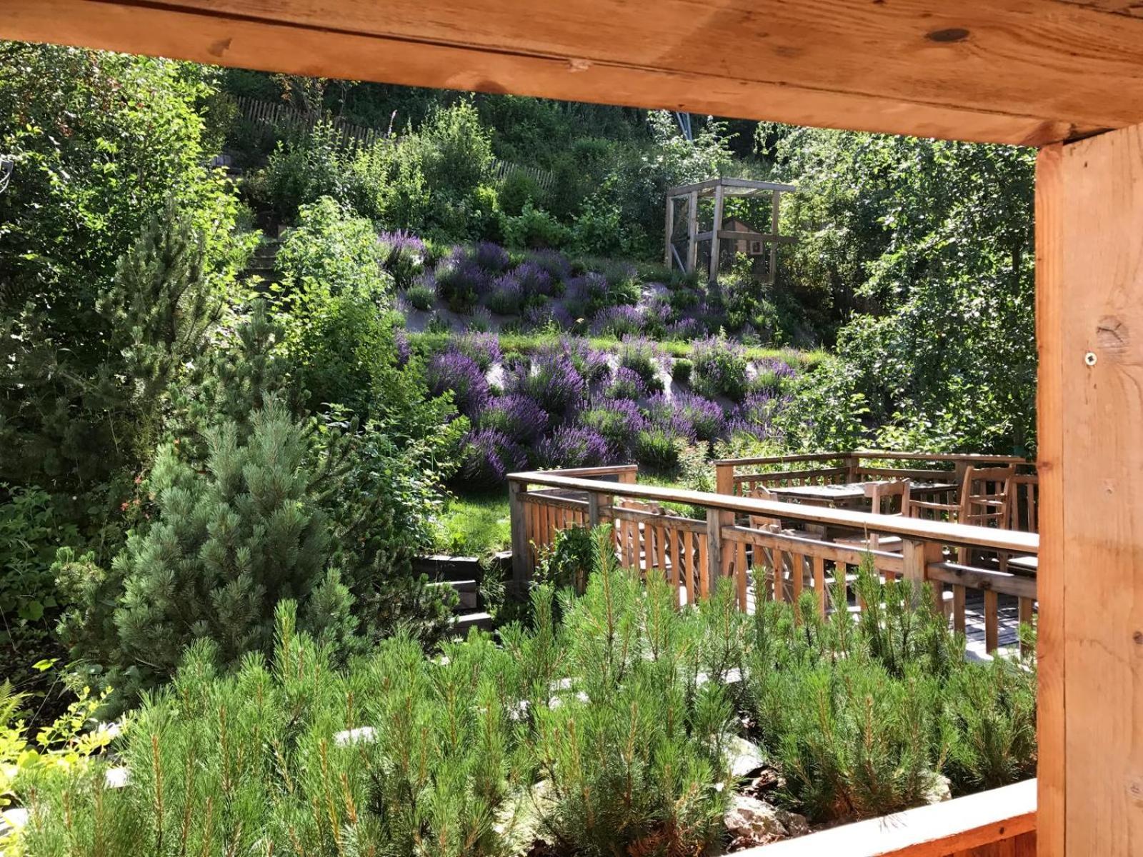 Sycamore Alpine Retreat - 5 Mins From The Slopes Chalet *