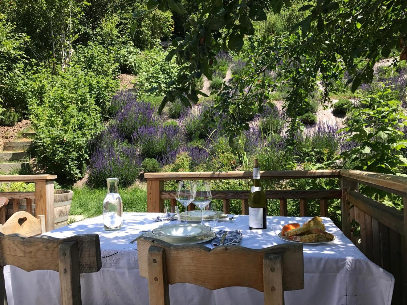 Chalet Sycamore Alpine Retreat - 5 Mins From The Slopes *